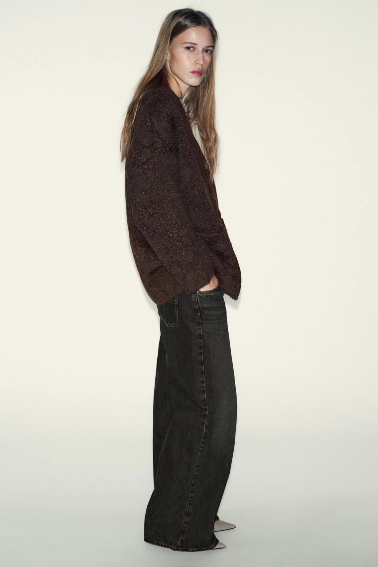 ЖАКЕТ ИЗ ТРИКОТАЖА С БЛЕСТЯЩЕЙ НИТЬЮ