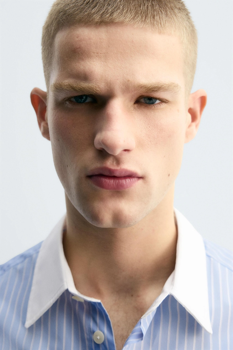 РУБАШКА В ПОЛОСКУ С МАНЖЕТАМИ ПОД ЗАПОНКИ