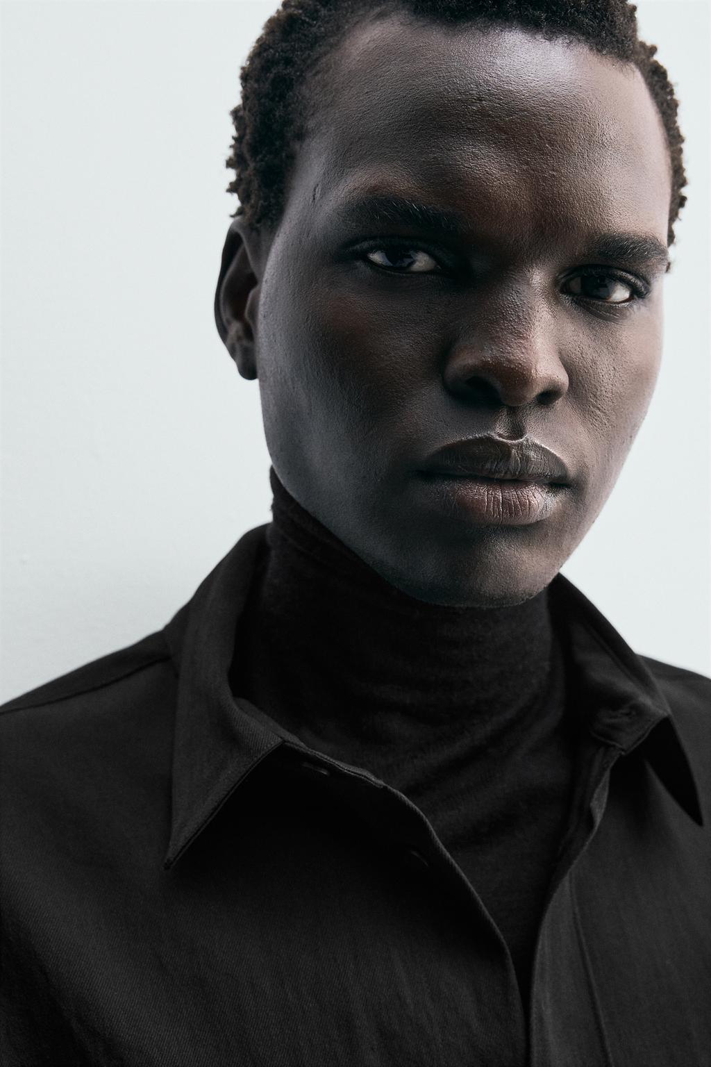 РУБАШКА СВОБОДНОГО КРОЯ ИЗ СТРУЯЩЕЙСЯ ТКАНИ