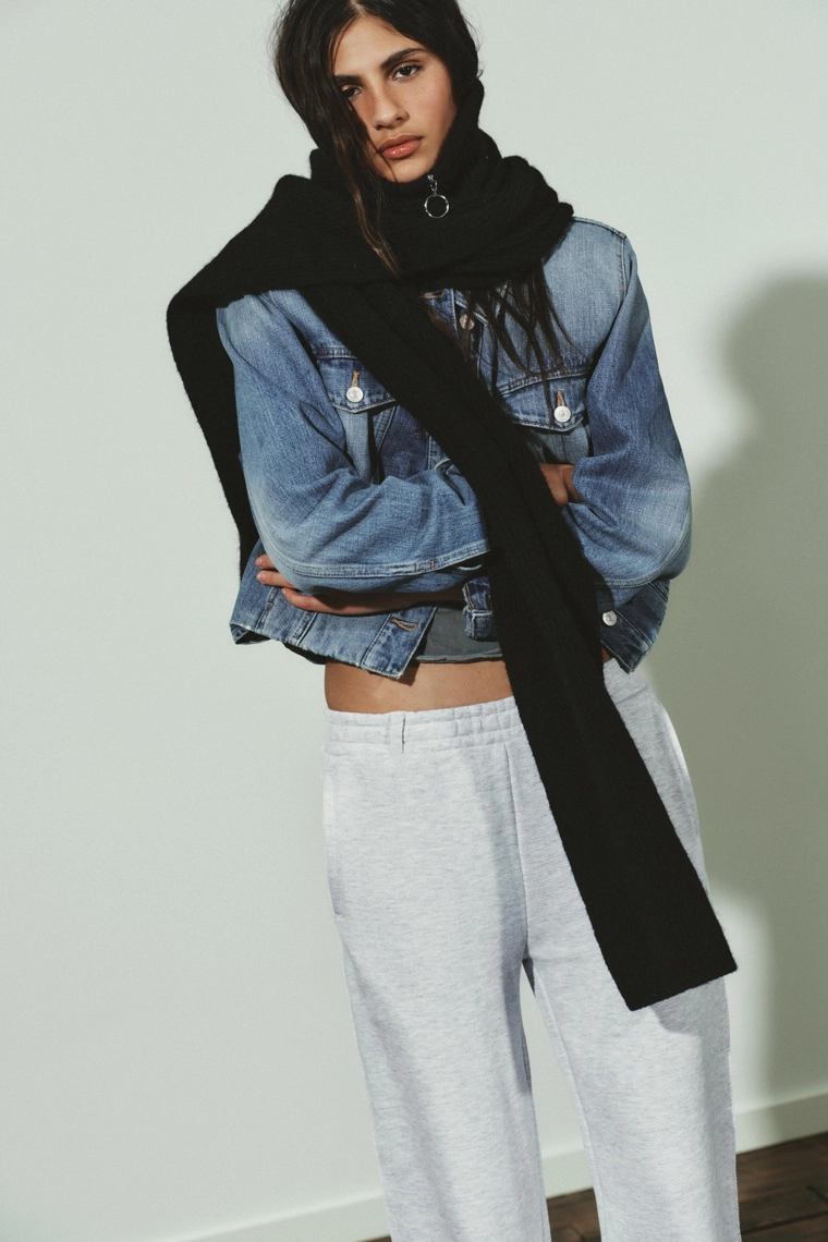 ТРИКОТАЖНЫЙ ШАРФ С ВОРОТНИКОМ-СТОЙКОЙ