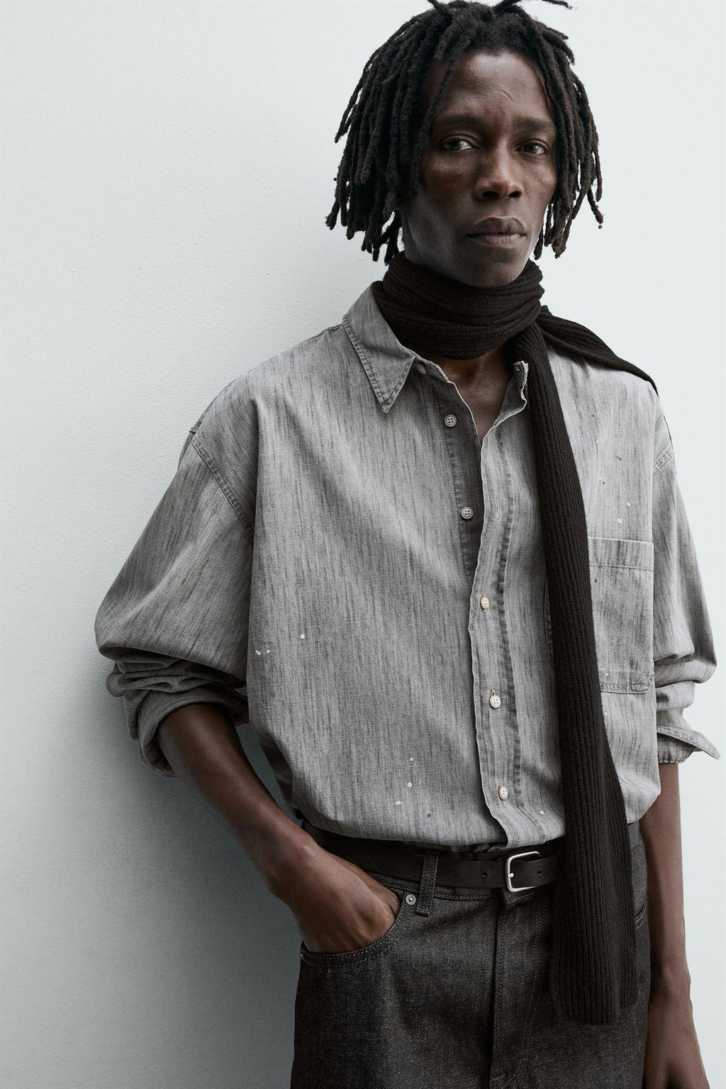 ДЖИНСОВАЯ РУБАШКА С ЭФФЕКТОМ ПОТЕРТОСТИ И БРЫЗГАМИ