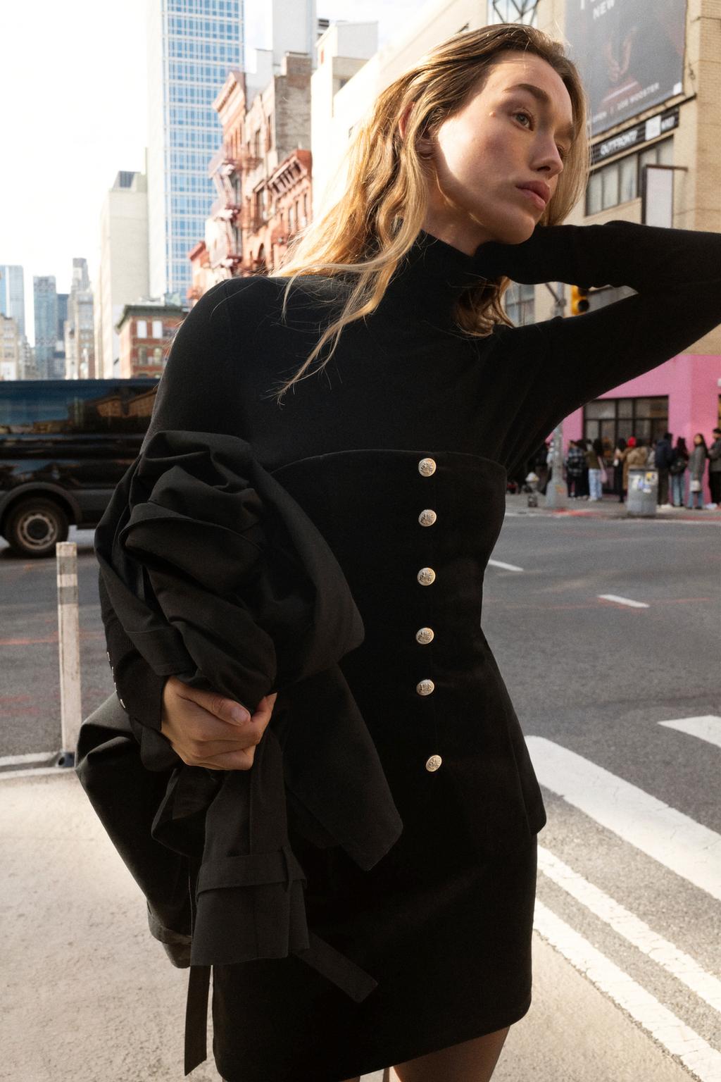 БАРХАТНЫЙ ТОП БЕЗ БРЕТЕЛЕЙ