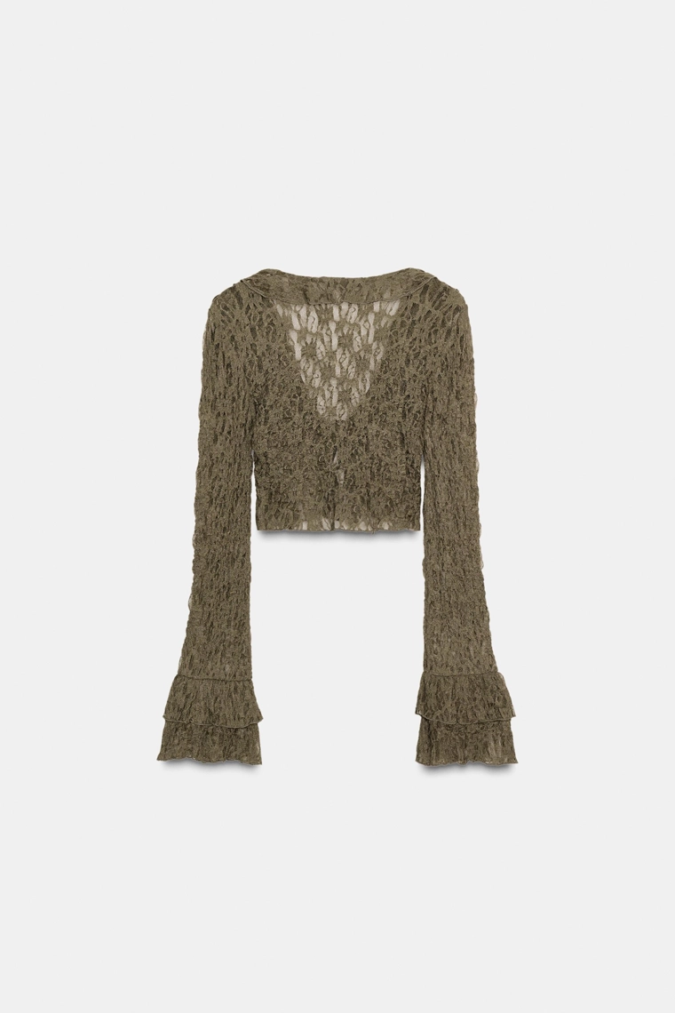 УКОРОЧЕННЫЙ КАРДИГАН С КРУЖЕВОМ И ВОЛАНАМИ