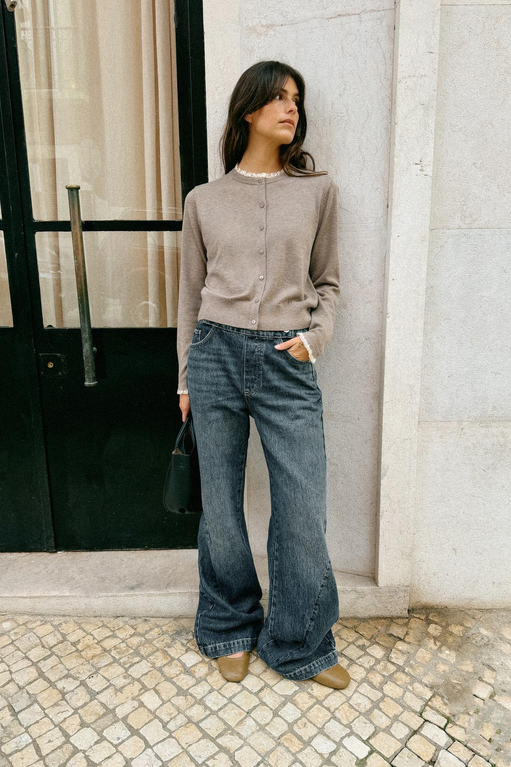 МИНИ-СУМКА С ДЕКОРАТИВНОЙ СТРОЧКОЙ