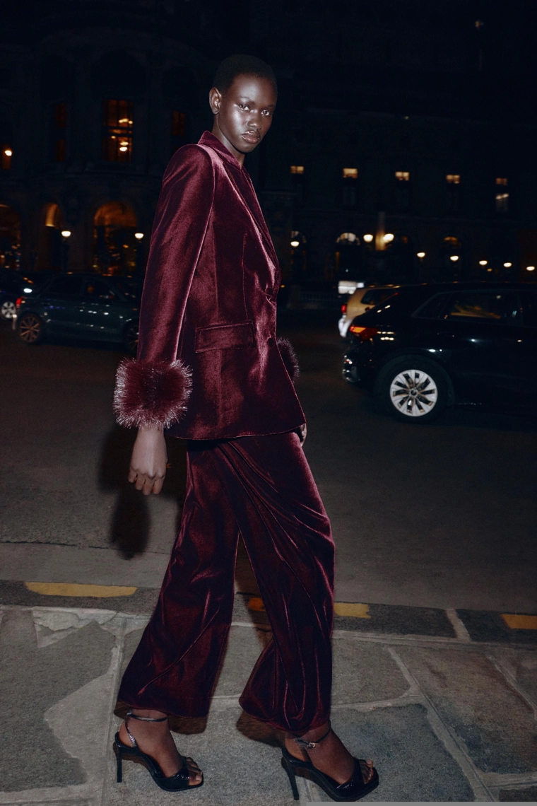 ШИРОКИЕ БРЮКИ ИЗ ВЕЛЬВЕТА