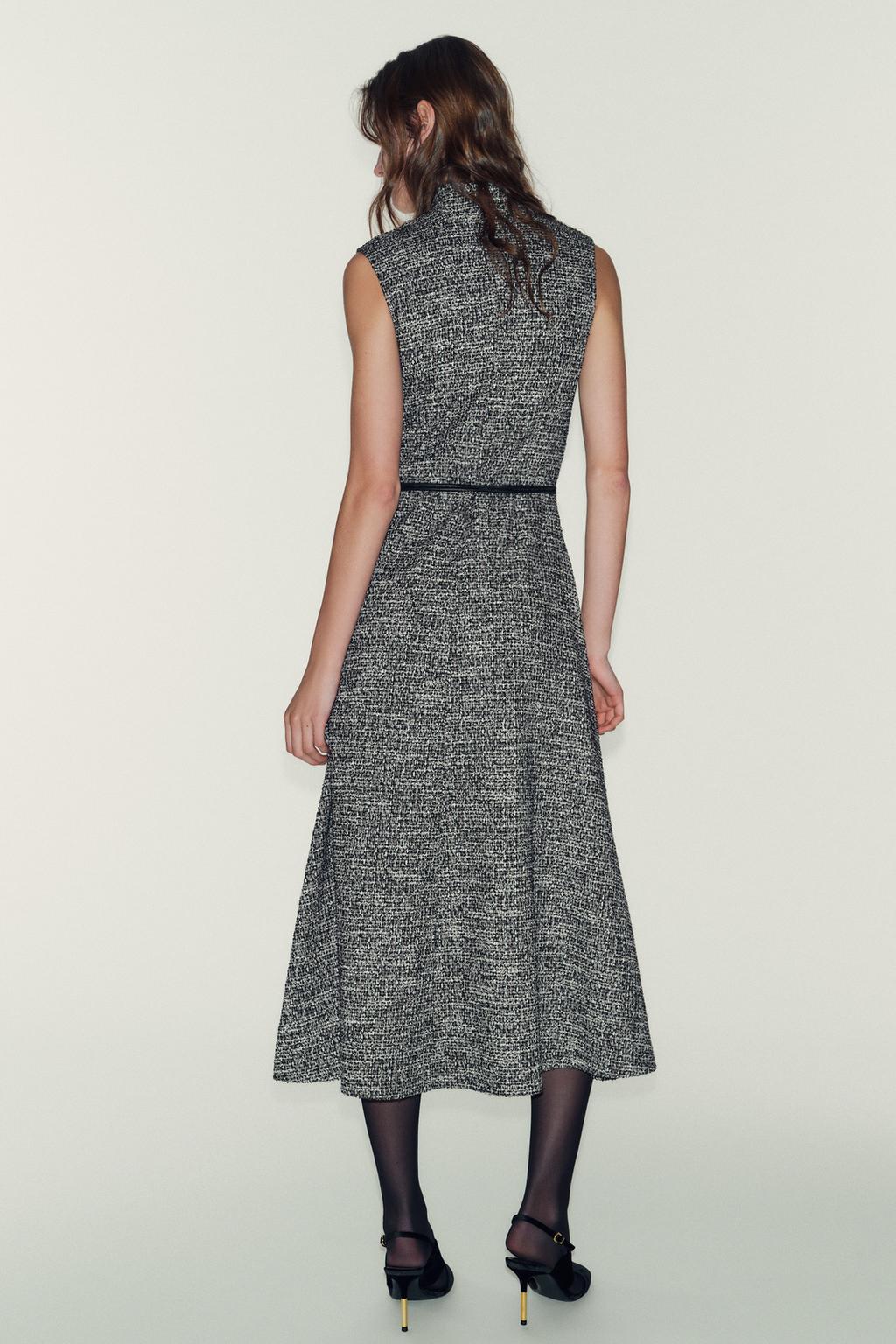 ФАКТУРНОЕ ПЛАТЬЕ С ПОЯСОМ