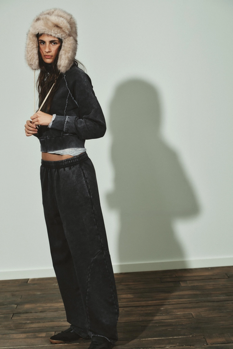 БРЮКИ CARROT С ЭФФЕКТОМ ПОТЕРТОСТИ