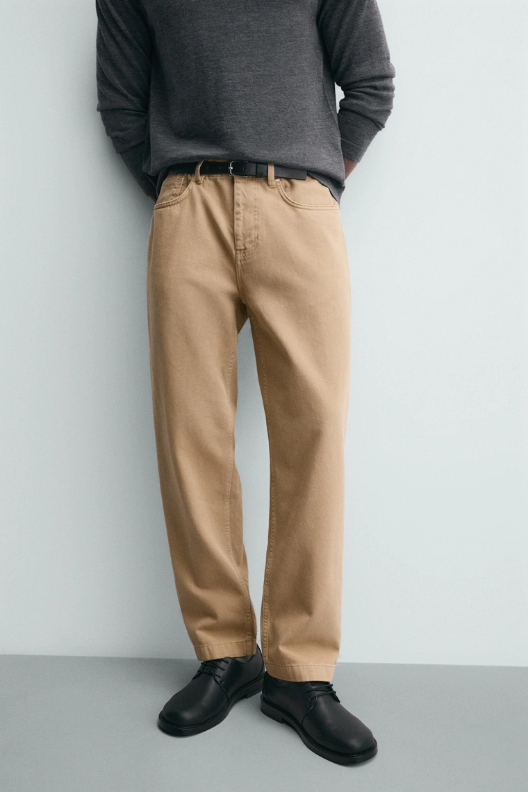 ДЖИНСЫ КЛАССИЧЕСКОГО КРОЯ С ЭФФЕКТОМ ПОТЕРТОСТИ