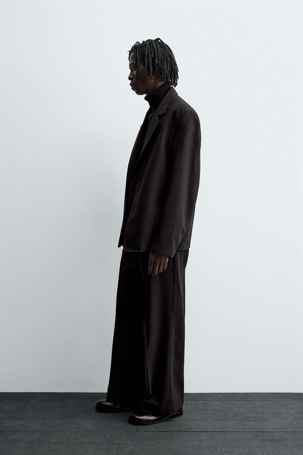 БЛЕЙЗЕР С ОТСТЕГИВАЮЩИМИСЯ ЛАЦКАНАМИ