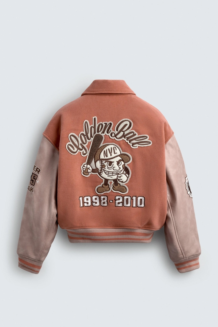 УТЕПЛЕННЫЙ БОМБЕР С НАШИВКАМИ