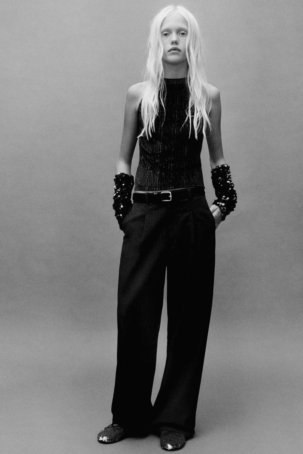 БАРХАТНЫЙ ТОП С БЛЁСТКАМИ