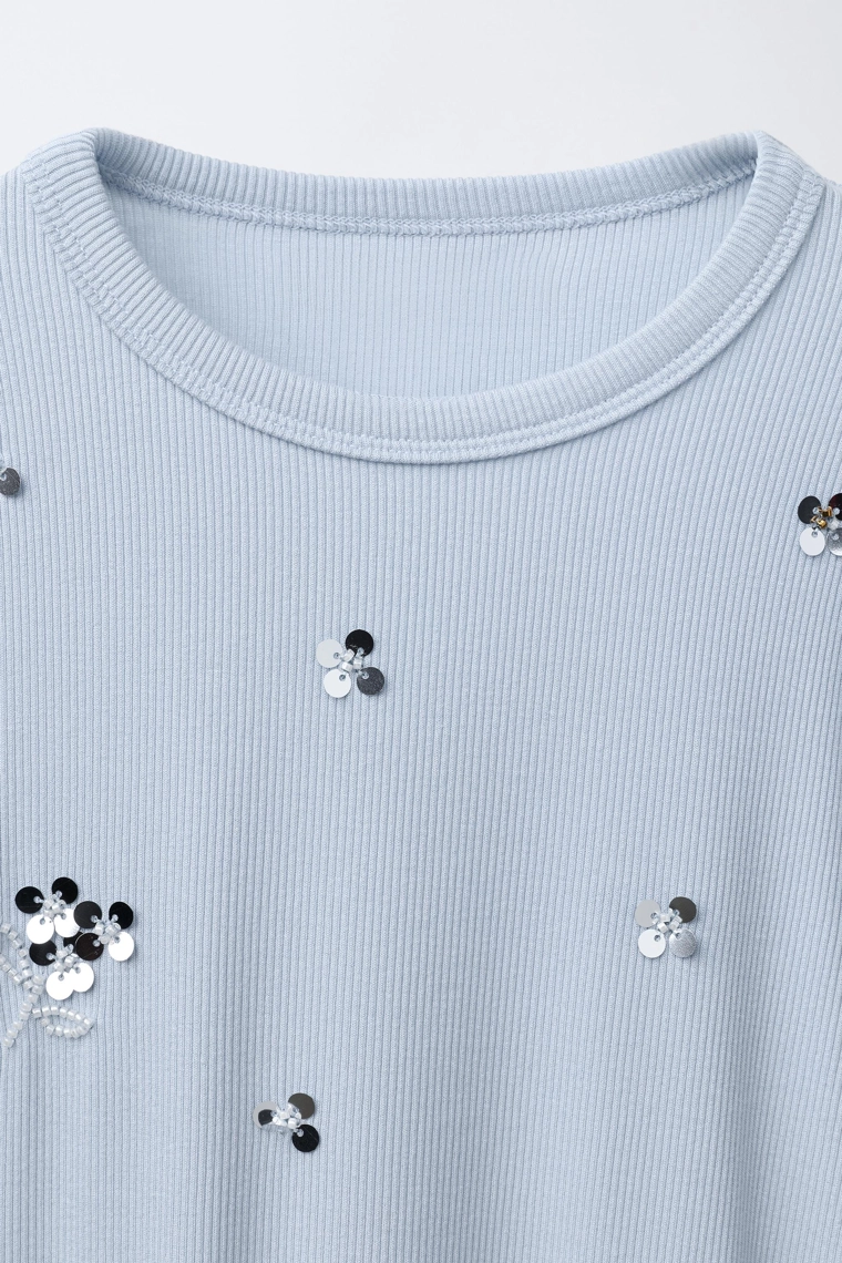 ФУТБОЛКА В РУБЧИК С ПАЙЕТКАМИ