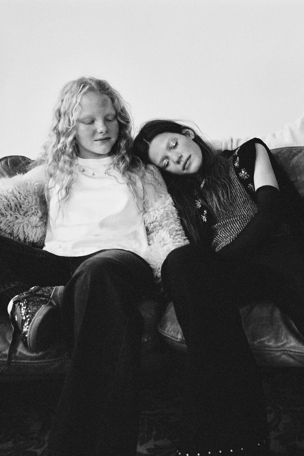 ТОП С ГОРЛОВИНОЙ ХАЛТЕР И СТРАЗАМИ