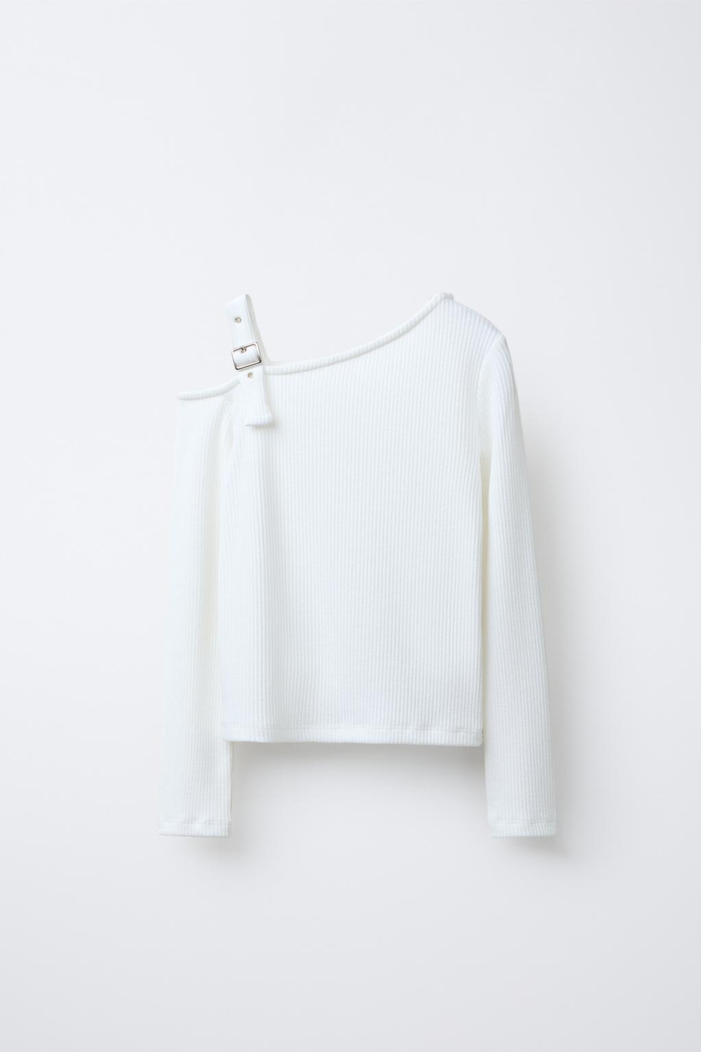 ФУТБОЛКА В РУБЧИК С ПРЯЖКАМИ