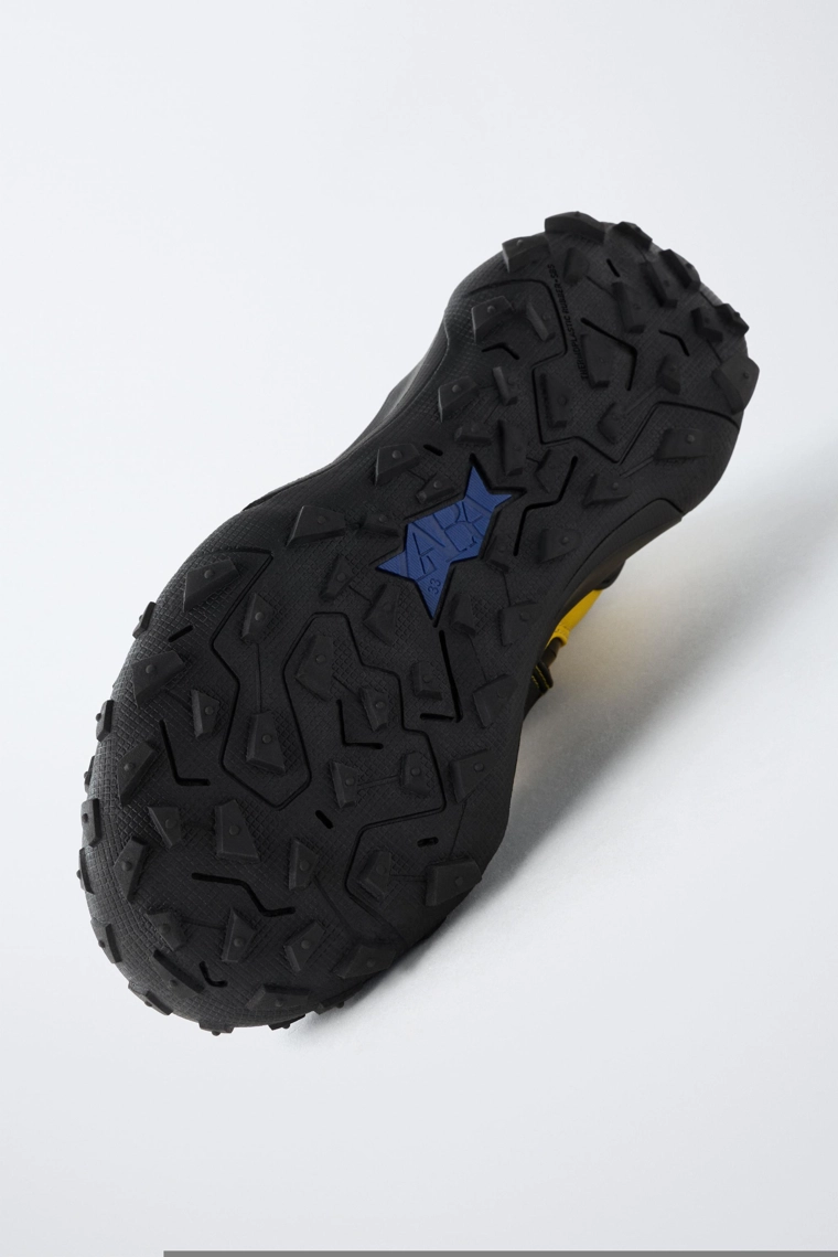 НЕПРОМОКАЕМЫЕ СНЕЖНЫЕ БОТИНКИ