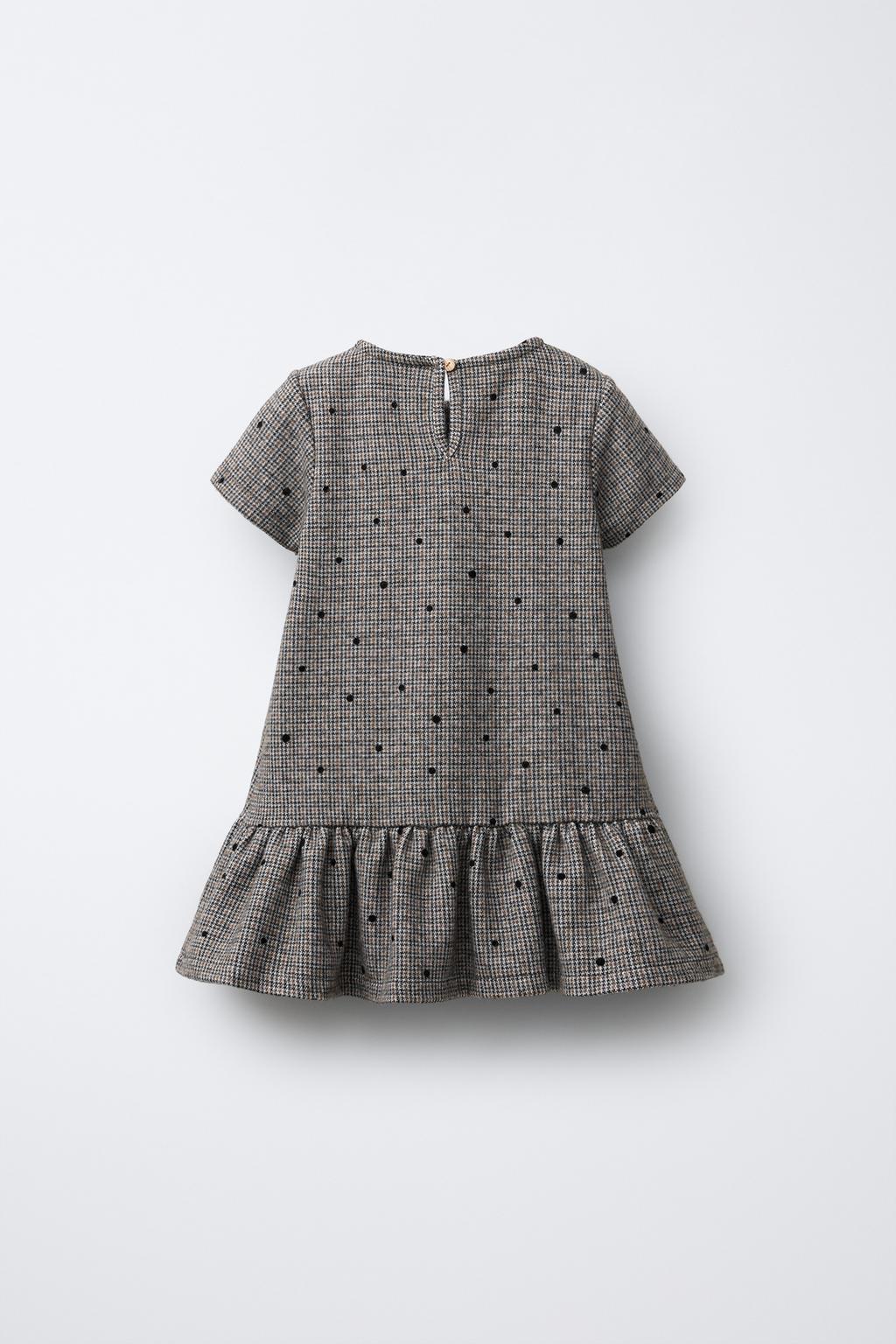 ПЛАТЬЕ ИЗ ТКАНИ «ГУСИНАЯ ЛАПКА» С БАРХАТНЫМИ БАНТАМИ