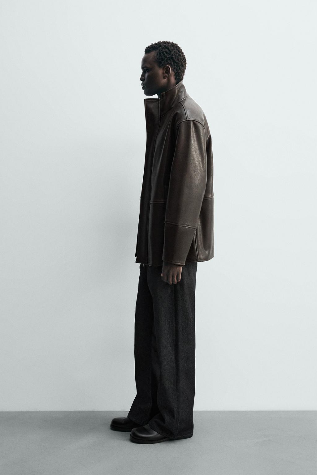 КОНТРАСТНАЯ КУРТКА ИЗ ИСКУССТВЕННОЙ КОЖИ