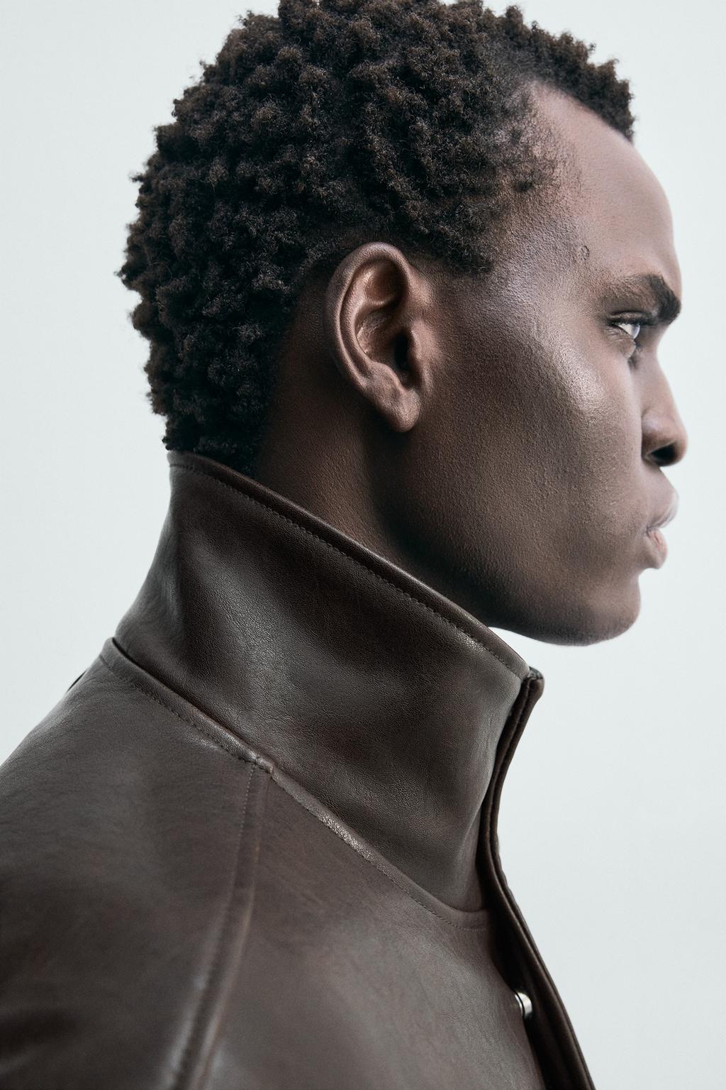 КОНТРАСТНАЯ КУРТКА ИЗ ИСКУССТВЕННОЙ КОЖИ