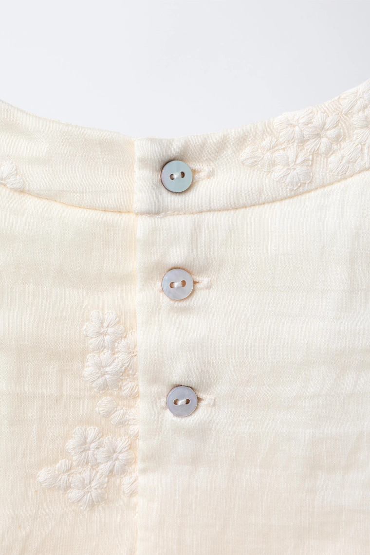 ПЛАТЬЕ С ВЫШИТЫМИ ЦВЕТАМИ