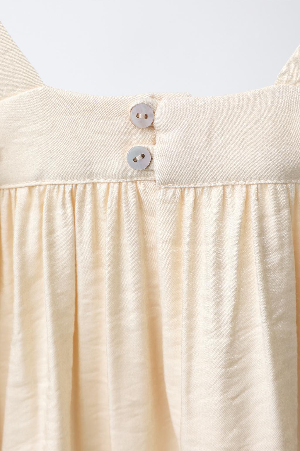 АТЛАСНОЕ ПЛАТЬЕ С ВЫШИВКОЙ