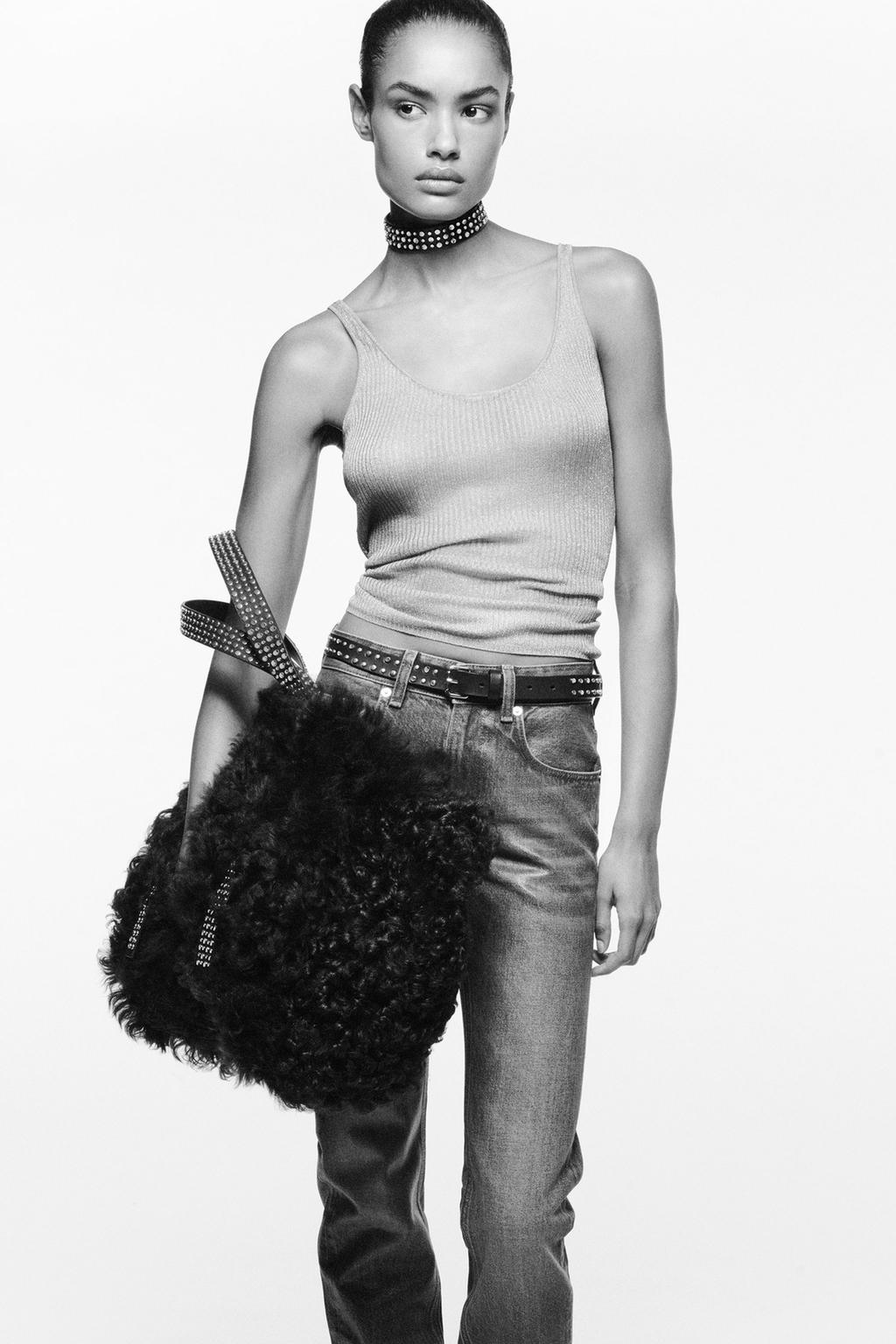 Джинсы с низкой посадкой и узкими бедрами ludovic de saint sernin x zara с восковым покрытием