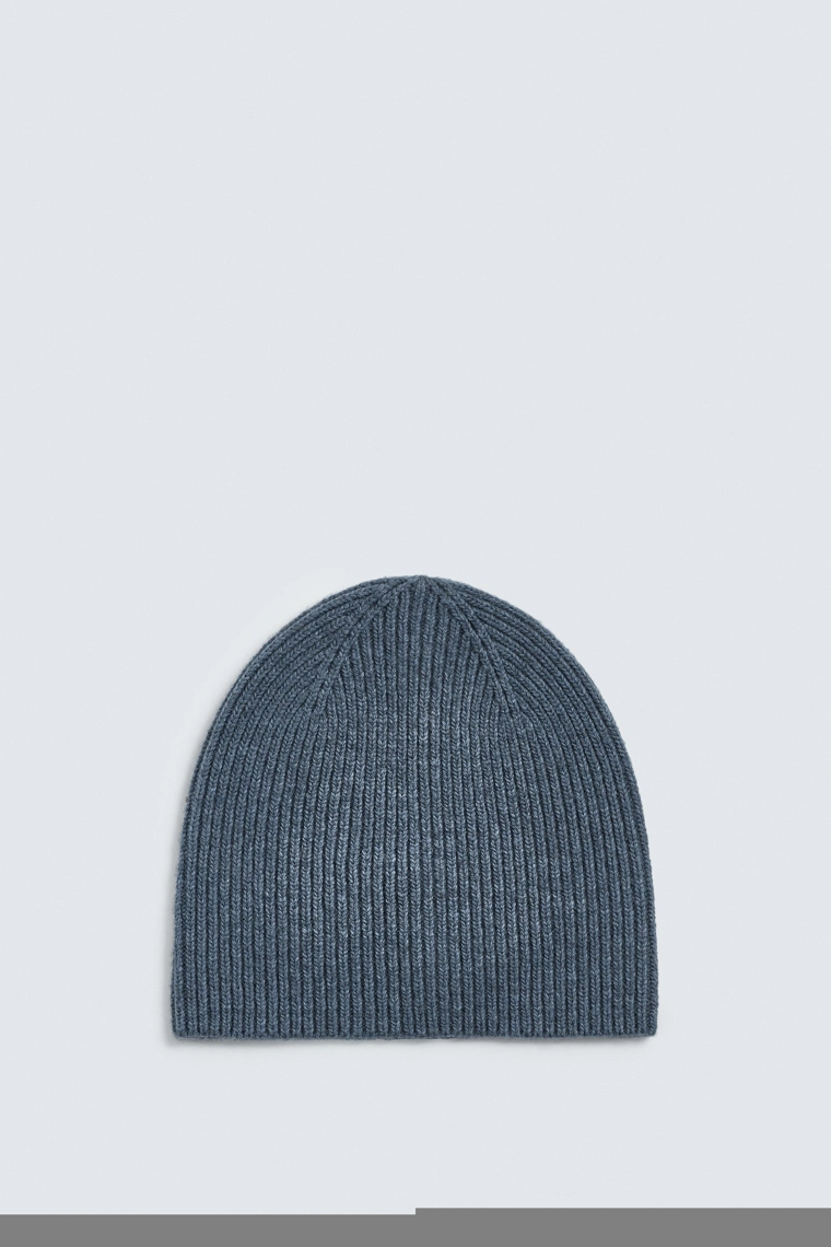 ВЯЗАНАЯ ШАПКА БИНИ В РУБЧИК ИЗ ШЕРСТИ