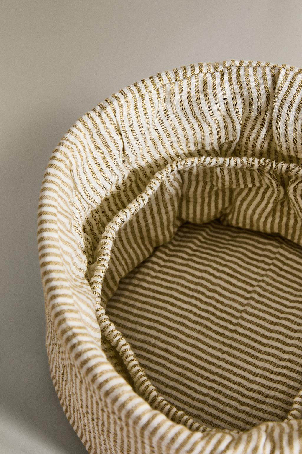 Органайзер для пеленания zara из муслина с полосками