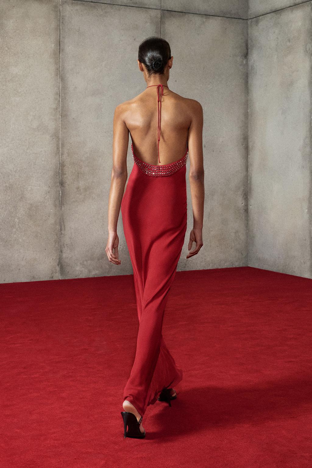 Платье из атласа с заклепками ludovic de saint sernin x zara