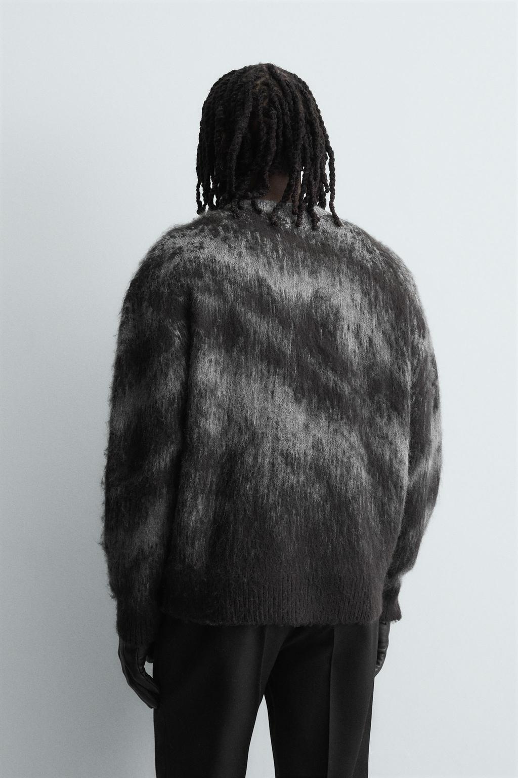 ЖАККАРДОВЫЙ СВИТЕР С НАЧЕСОМ