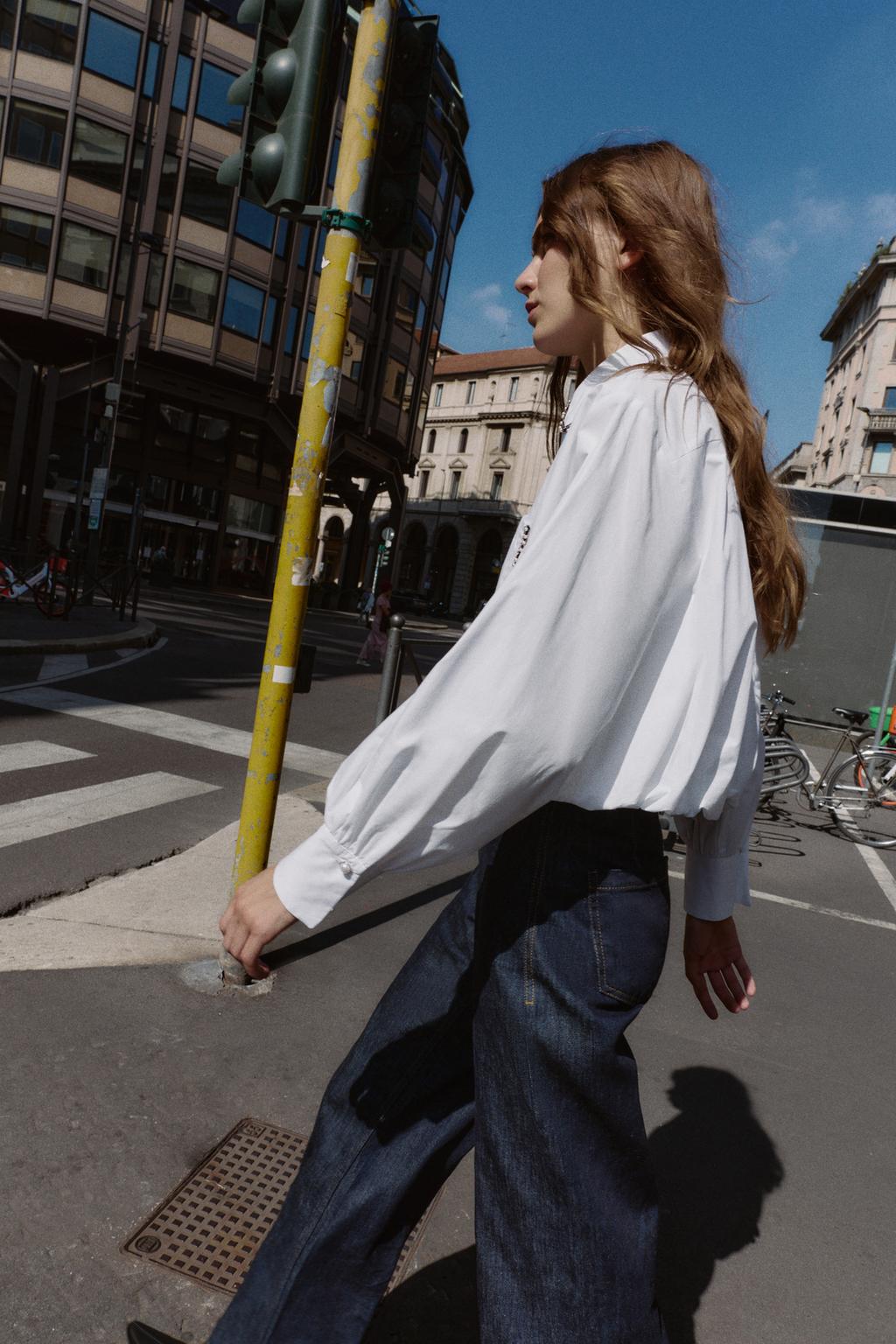 РУБАШКА ИЗ ПОПЛИНА С БУСИНАМИ И РУКАВАМИ «ФОНАРИК»