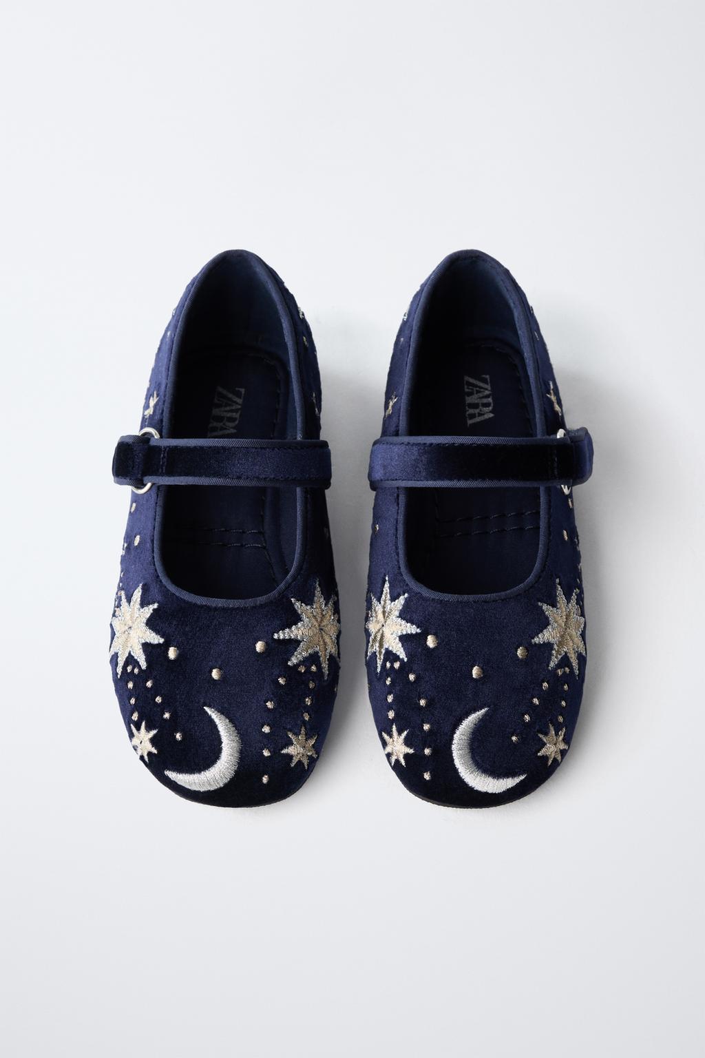 Вельветовые балетки с вышивкой