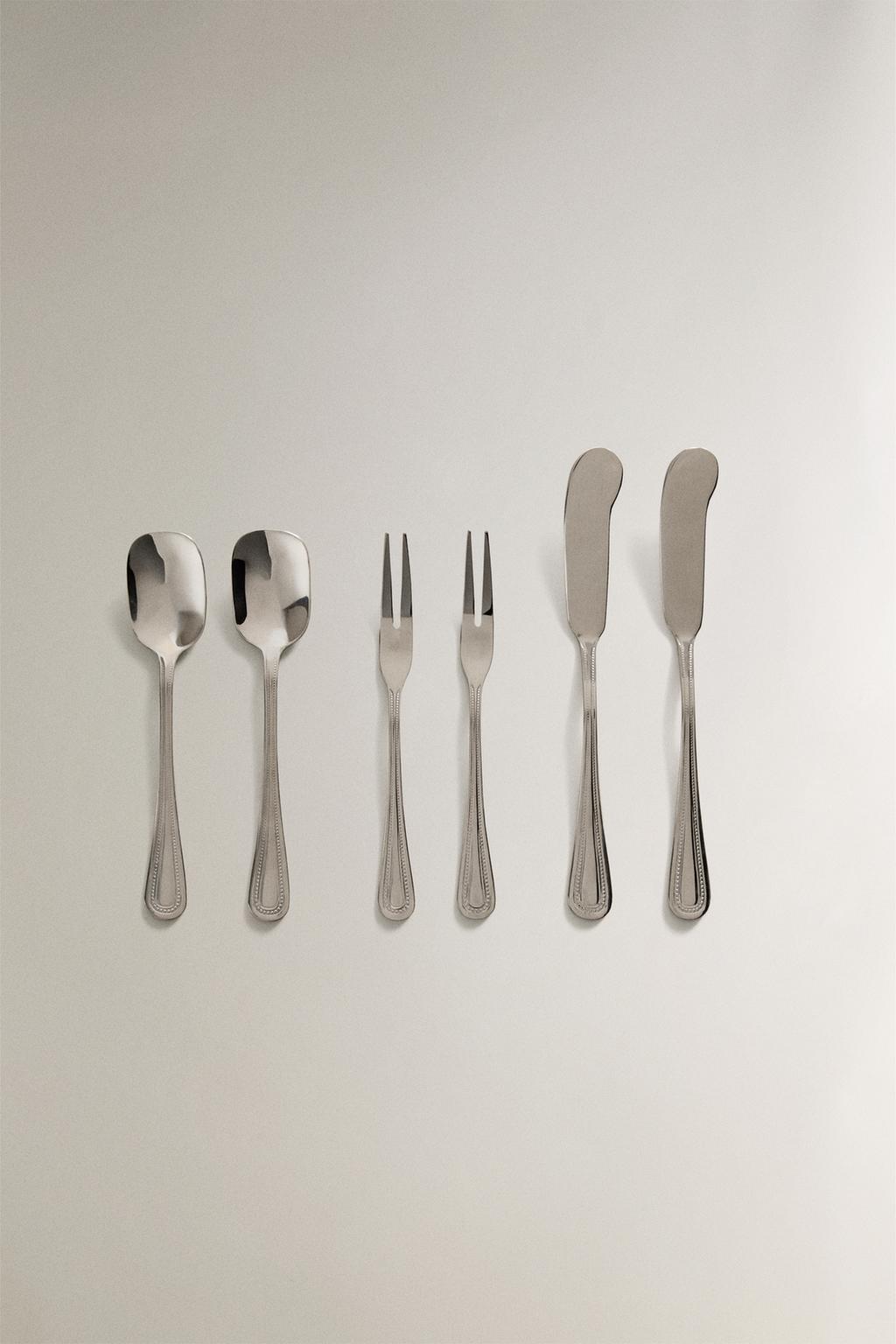 Набор столовых приборов для десертов из шести предметов цвета серебро