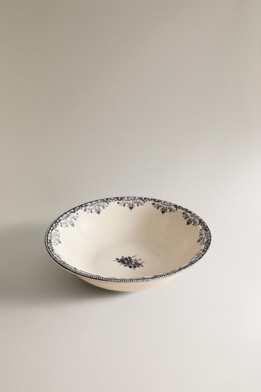 Чашка для десертов с дизайном посуды