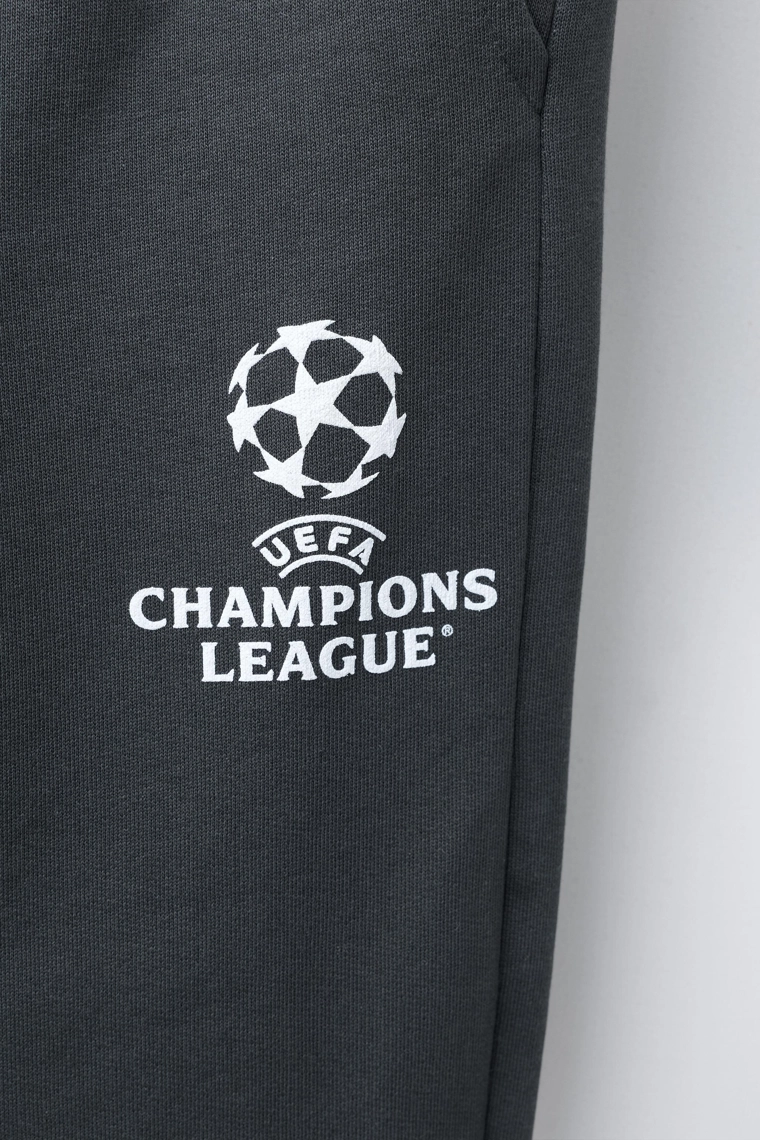 БРЮКИ-ДЖОГГЕРЫ UEFA CHAMPIONS LEAGUE ®