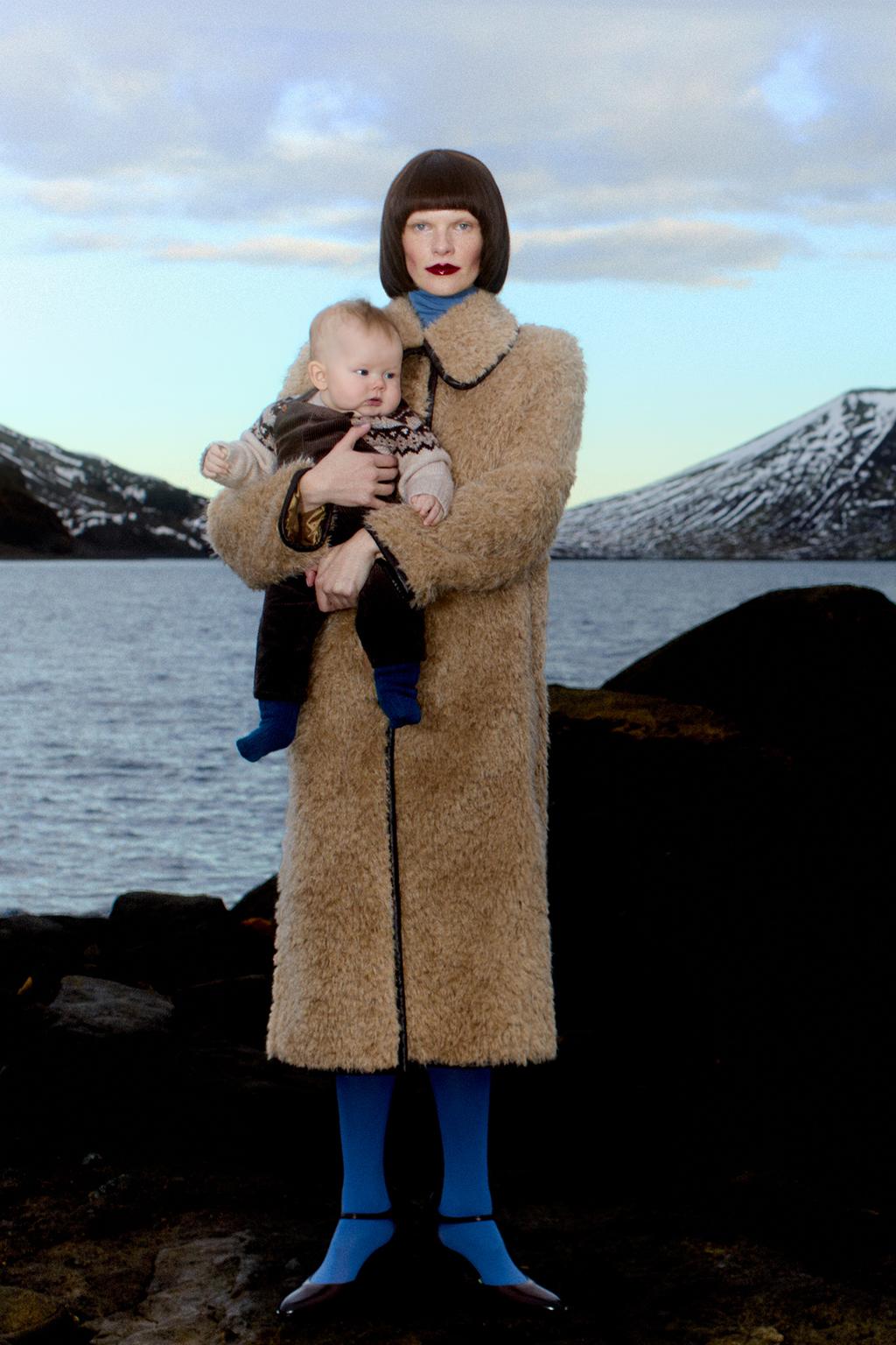 ЖАККАРДОВЫЙ ТРИКОТАЖНЫЙ СВИТЕР