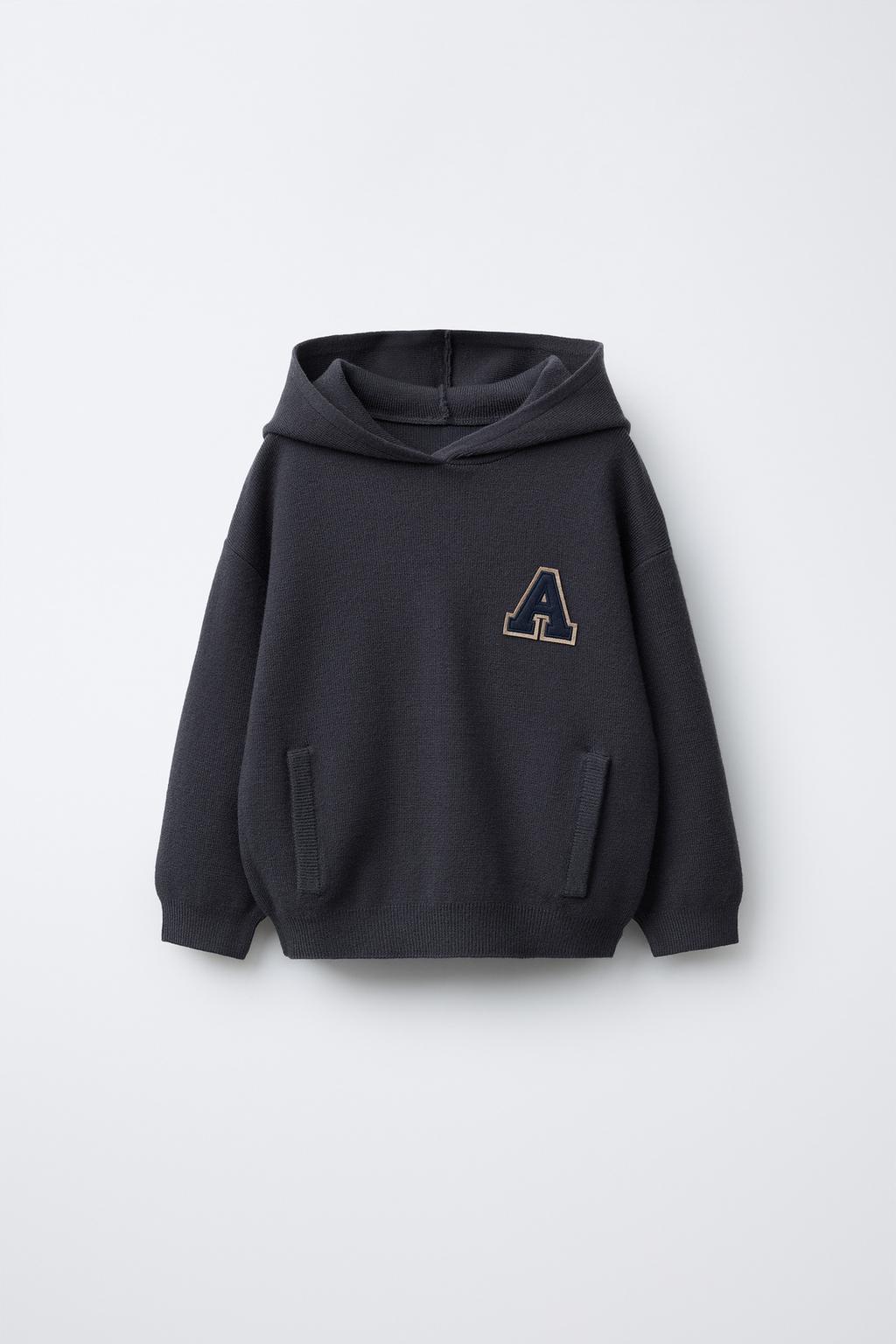 ТРИКОТАЖНЫЙ ДЖЕРСИ С НАШИВКОЙ-БУКВОЙ