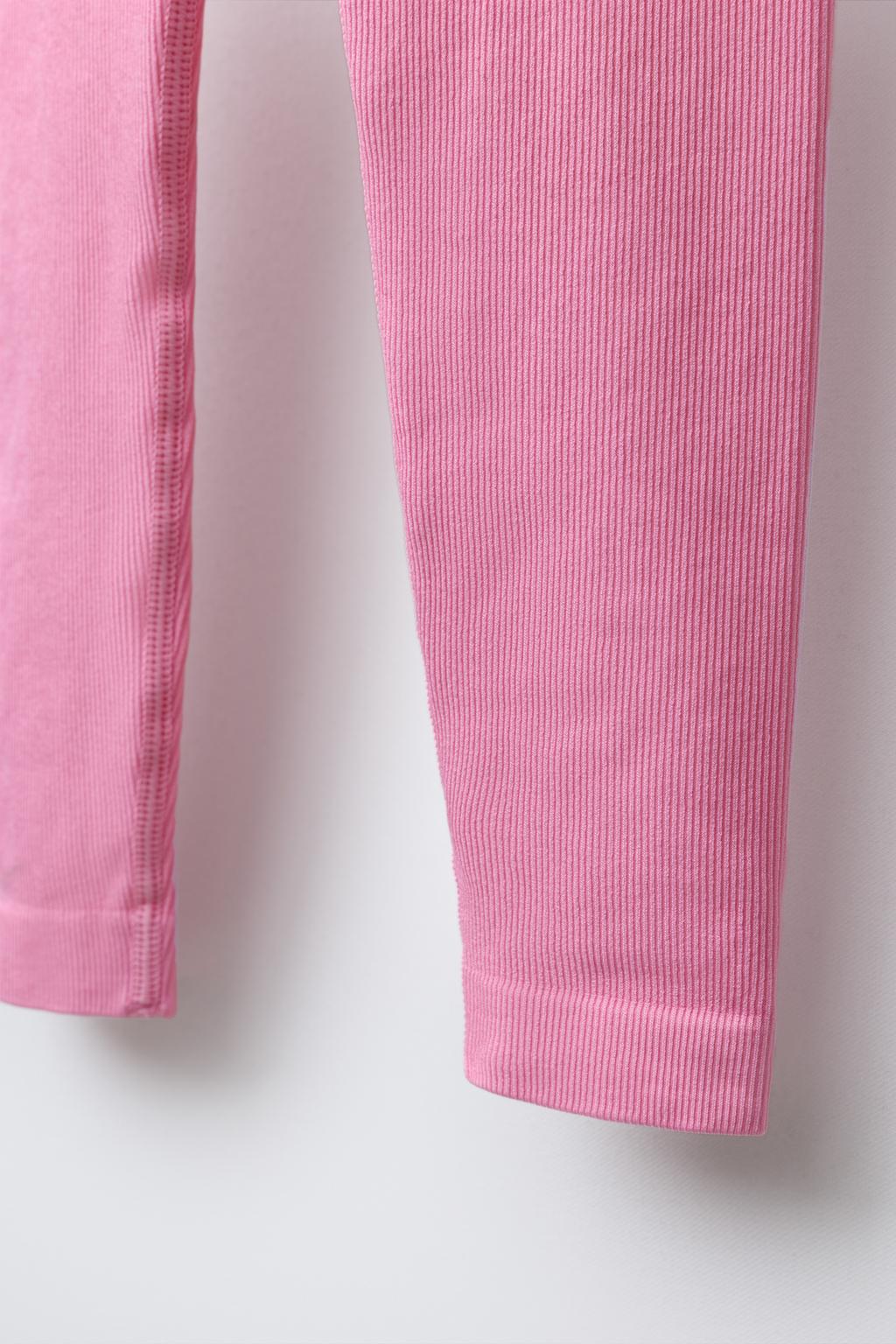 ТЕРМОЛЕГИНСЫ В РУБЧИК С РЕЛЬЕФНОЙ НАДПИСЬЮ