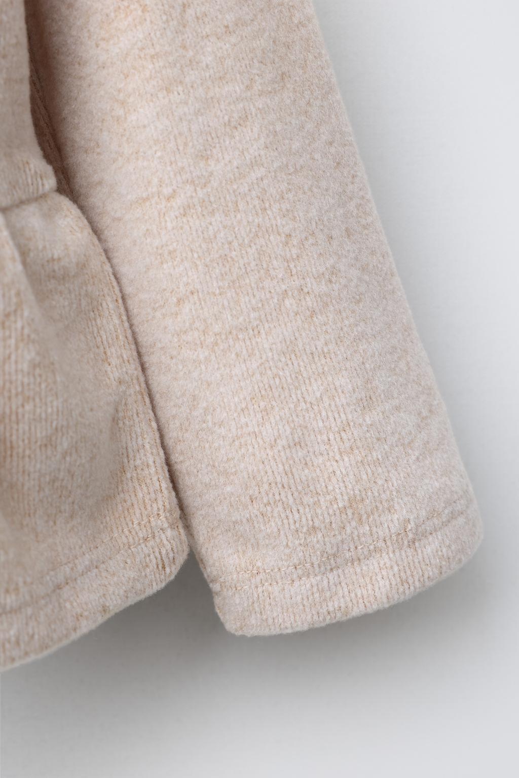 ЛОНГСЛИВ SOFT TOUCH С КОНТРАСТНЫМИ БАНТАМИ