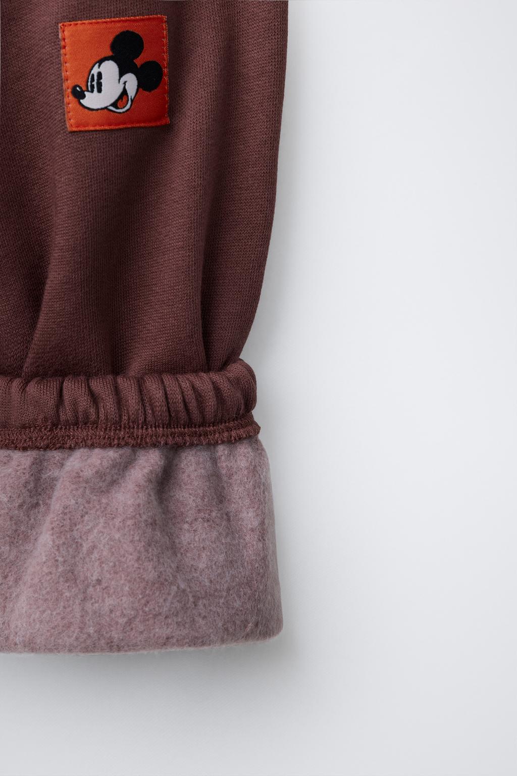 КОМПЛЕКТ ИЗ ТОЛСТОВКИ И ДЖОГГЕРОВ С ПРИНТОМ MICKEY MOUSE © DISNEY