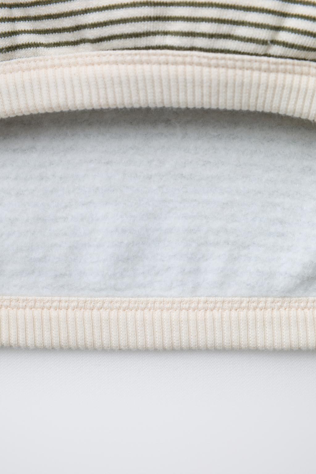 ТОЛСТОВКА В ТОНКУЮ ПОЛОСКУ