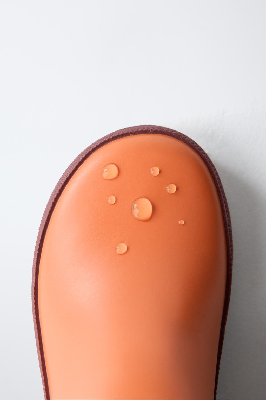 Резиновые сапоги в мультиколоре