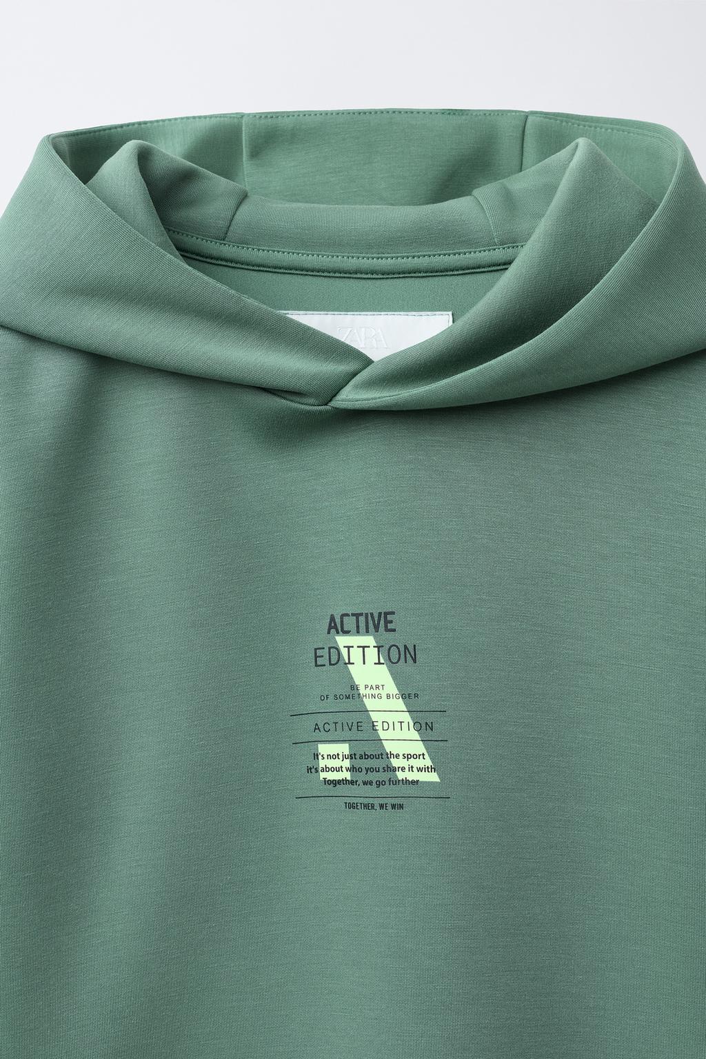 ХУДИ С ЛОГОТИПОМ В СПОРТИВНОМ СТИЛЕ