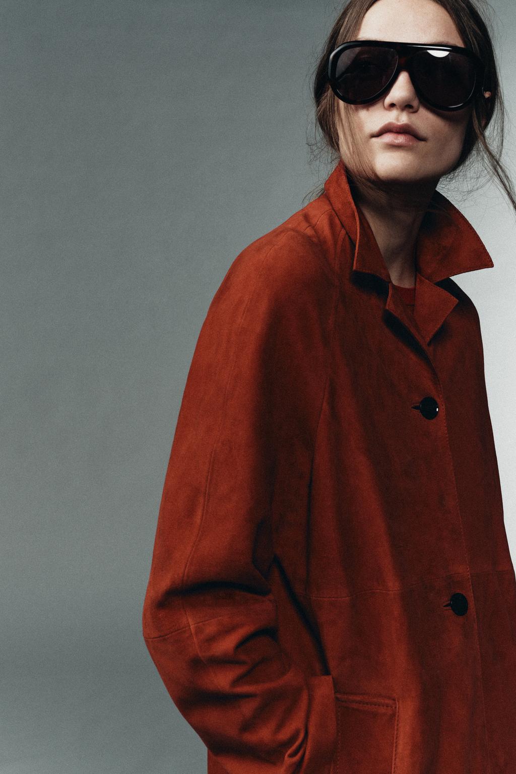 Пальто из 100% замши красное. лимитированная коллекция