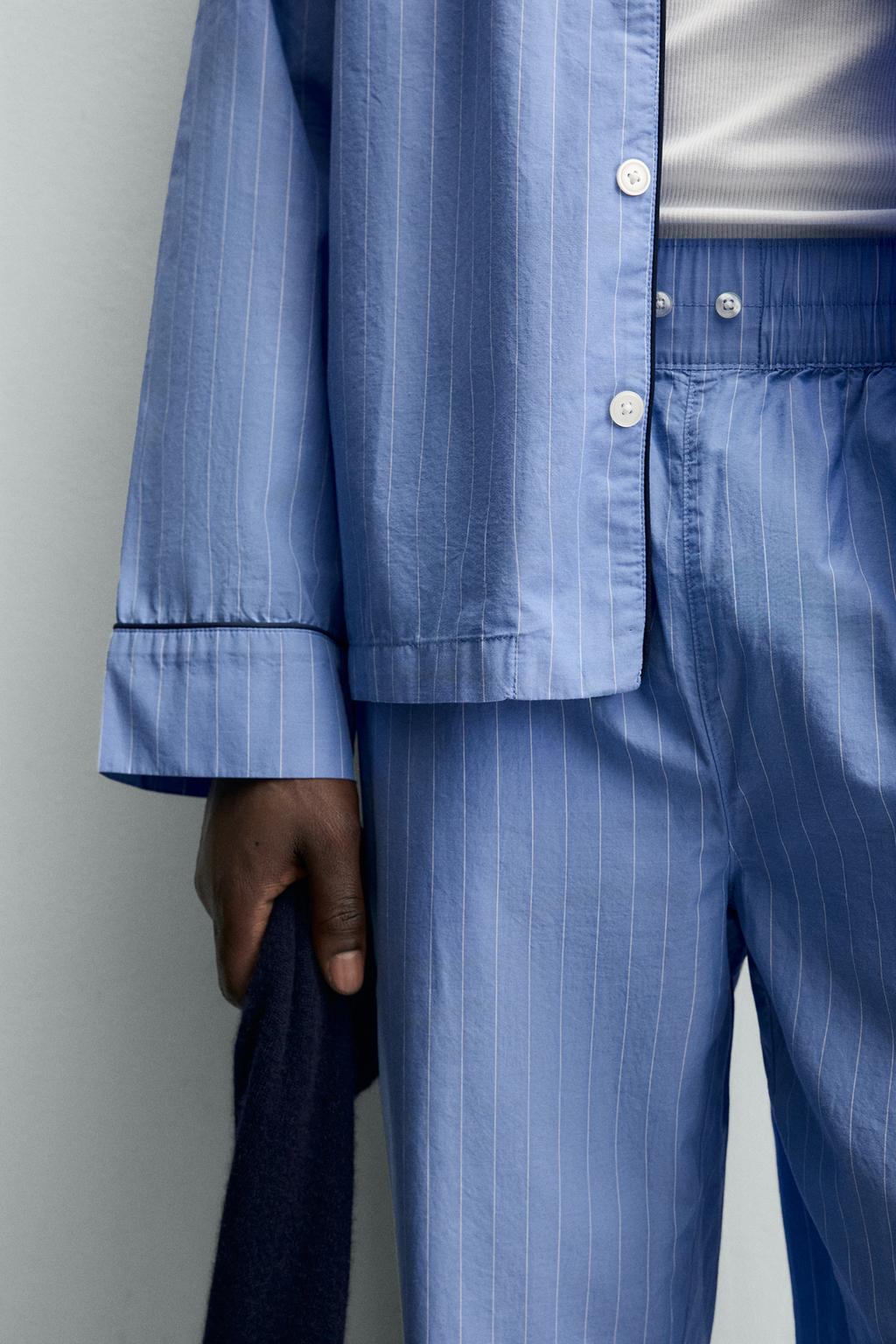 ПИЖАМА С КОНТРАСТНОЙ ОТДЕЛКОЙ