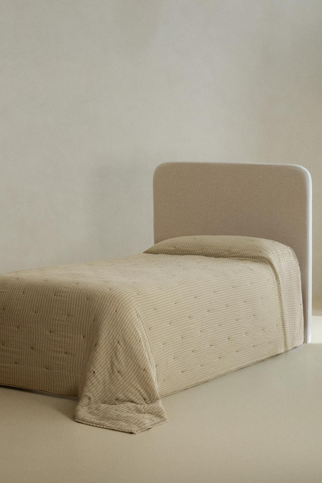 Детское хлопковое одеяло с тонкими полосками