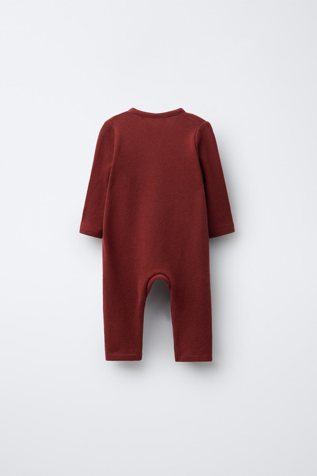 Комбинезон из мягкого материала с завязками