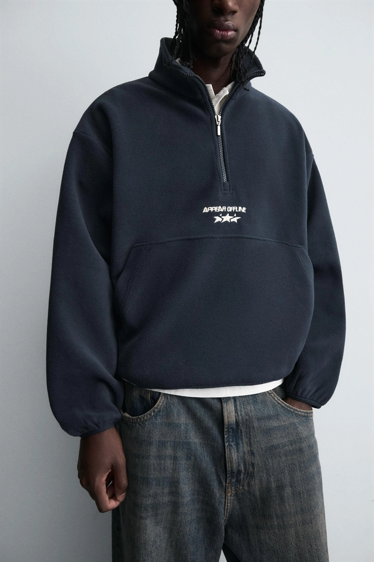 АНОРАК ИЗ ИСКУССТВЕННОЙ ОВЧИНЫ С ВЫШИВКОЙ