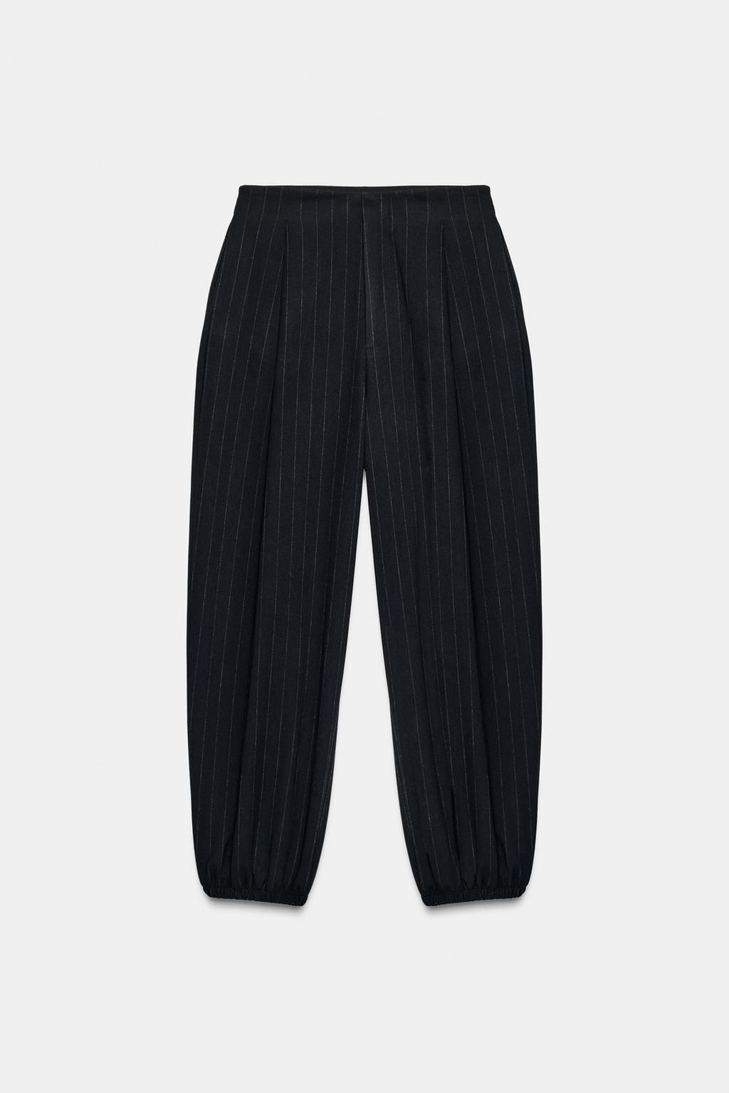 БРЮКИ-ДЖОГГЕРЫ В ТОНКУЮ ПОЛОСКУ СО СКЛАДКАМИ