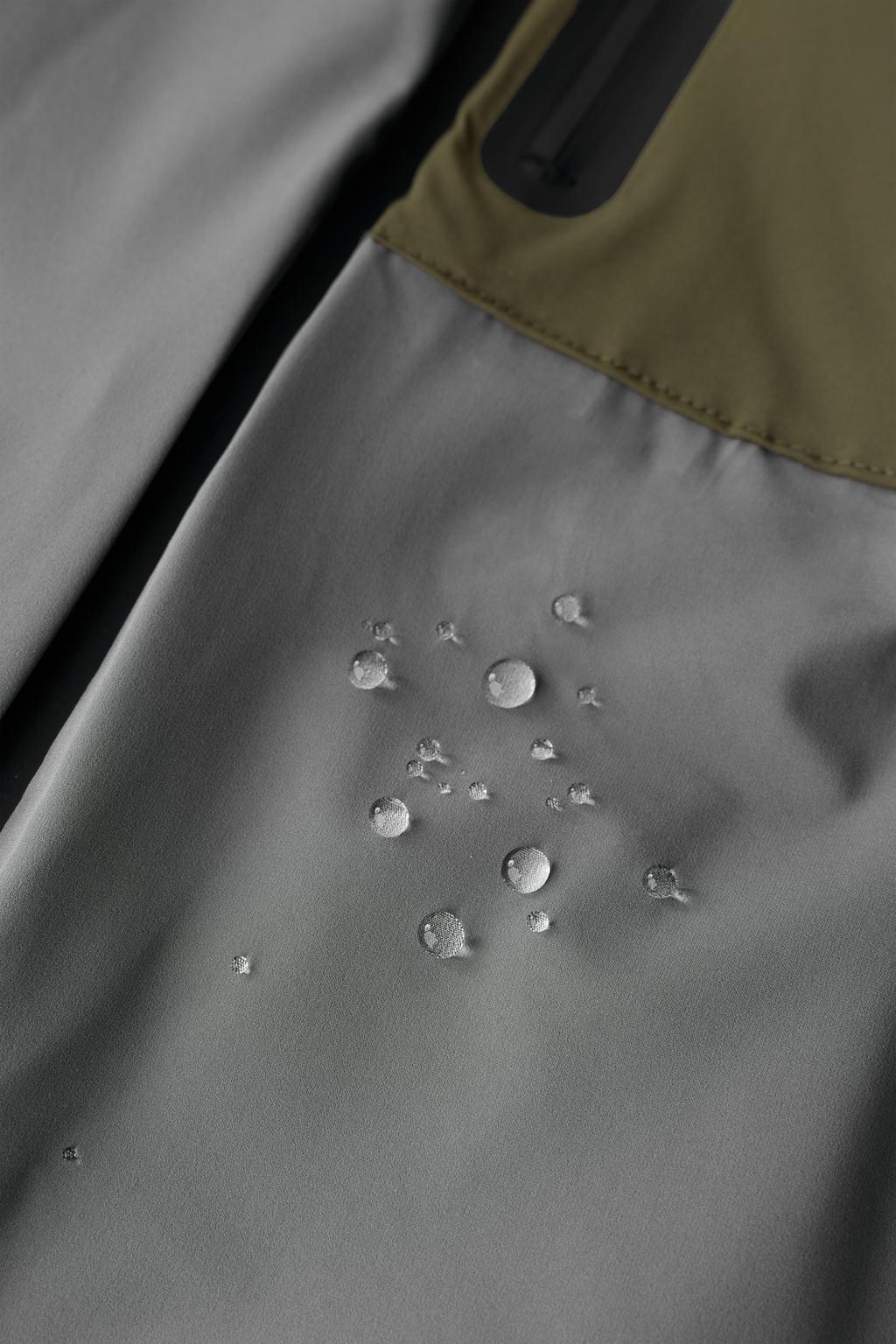 Куртка с капюшоном в водонепроницаемой и ветрозащитной цветовой гамме recco® system коллекции лыжной одежды