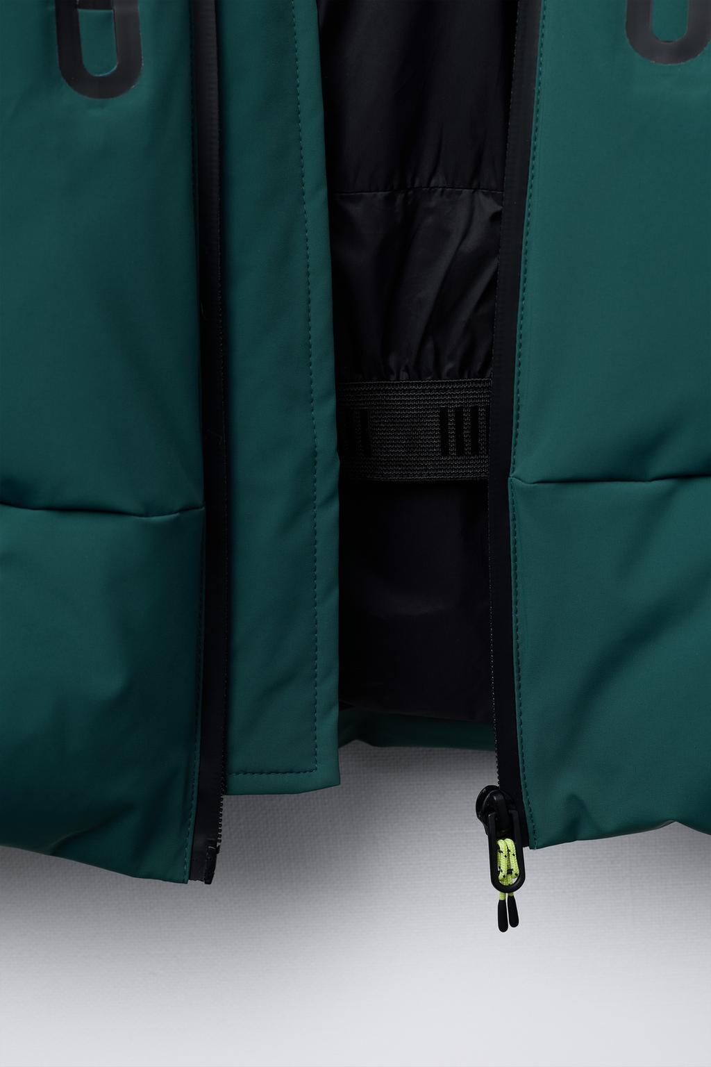 DOWN AND FEATHER PUFFER JACKET WITH REMOVABLE HOODIE, WATER-RESISTANT AND WINDPROOF COLOUR BLOCK RECCO® SYSTEM SKI COLLECTION